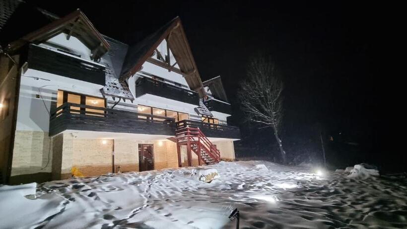 Pensiunea Podul Simonului