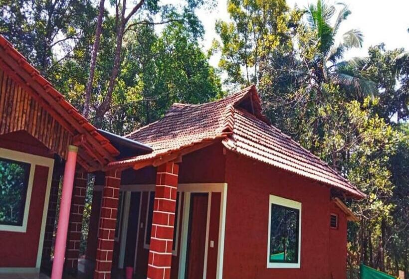 אתר נופש Staymaker Kumaradhara River Valley Homestay