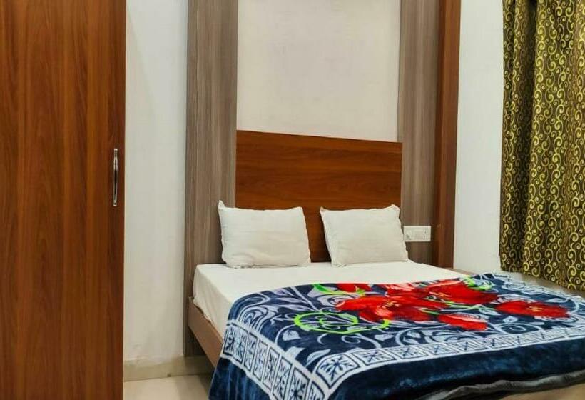 Staymaker Hotel Aparna Grand