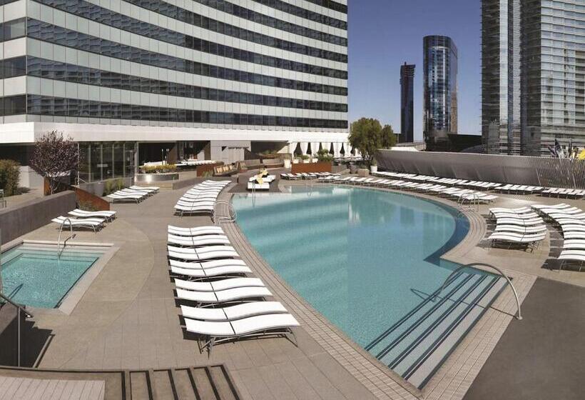 Vdara Studio Suite 011 Pool View Free Valet Parking