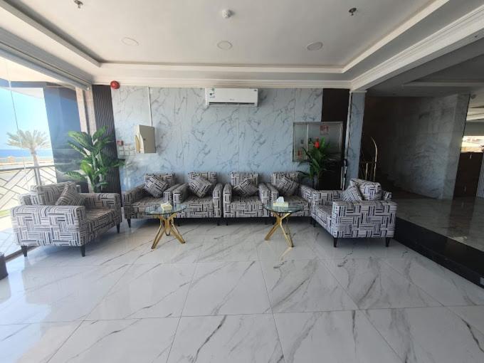 فندق روزلاند املج الشاطئ