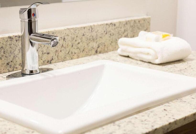 Общежитие Comfort Inn Ciudad Juarez