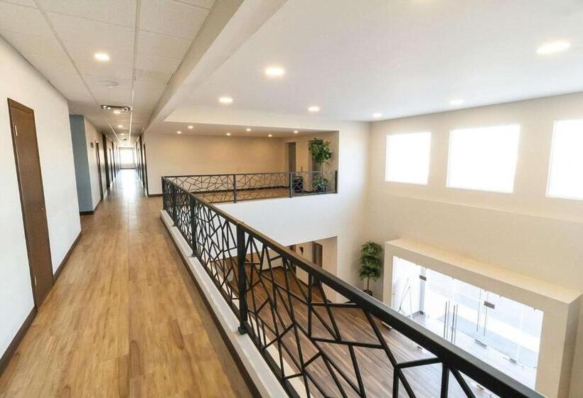 Общежитие Comfort Inn Ciudad Juarez