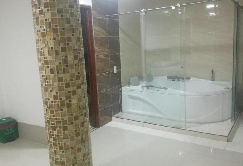 Apartahotel El Paraiso