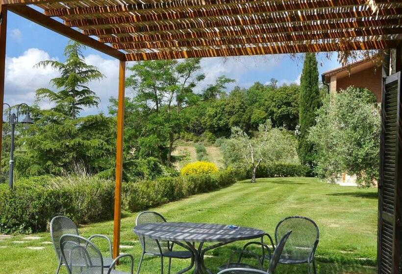 Apartments In Residence With Swimming Pool In Riparbella