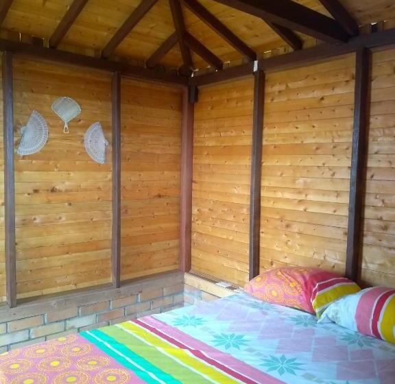 Bed and Breakfast Aldea Casa De Barro