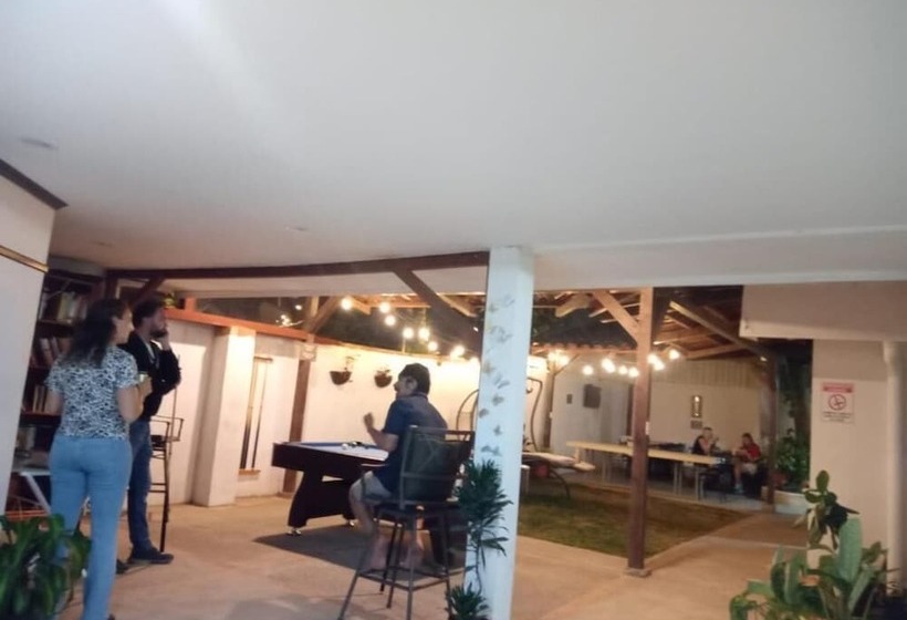 تختخواب و صبحانه Casa Escalante Hostel