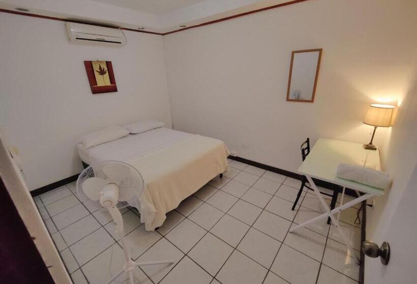 تختخواب و صبحانه Casa Escalante Hostel