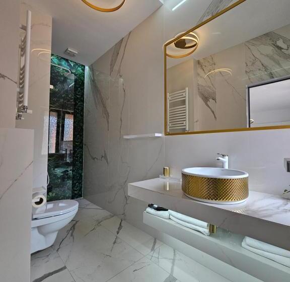 住宿加早餐  Colț De Rai Reşița