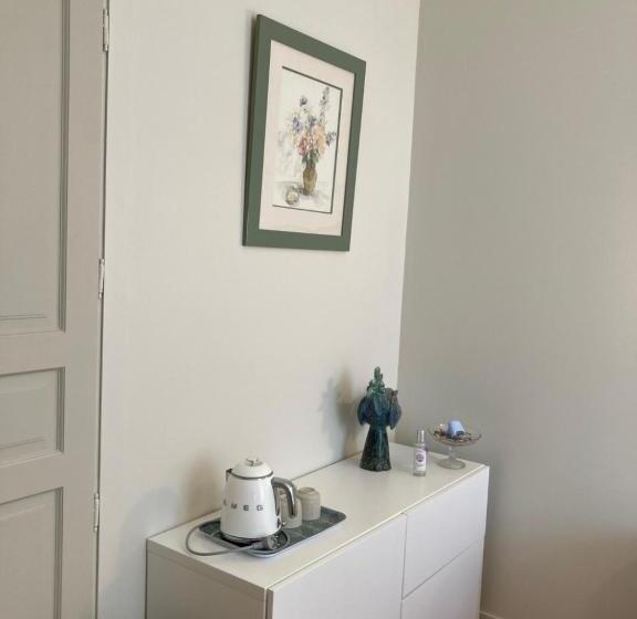 Bed and Breakfast La Villa Des Amandiers