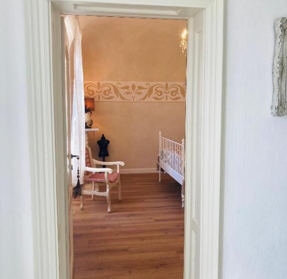 住宿加早餐  Manzoni37