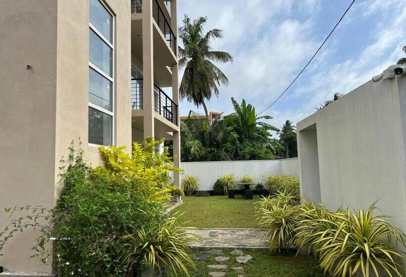 Bed and Breakfast Silina Airport Residence