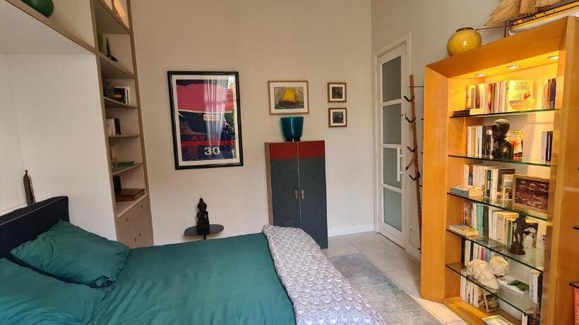 تختخواب و صبحانه Suite Indépendante Avec 1 Chambre Et 1 Bureau