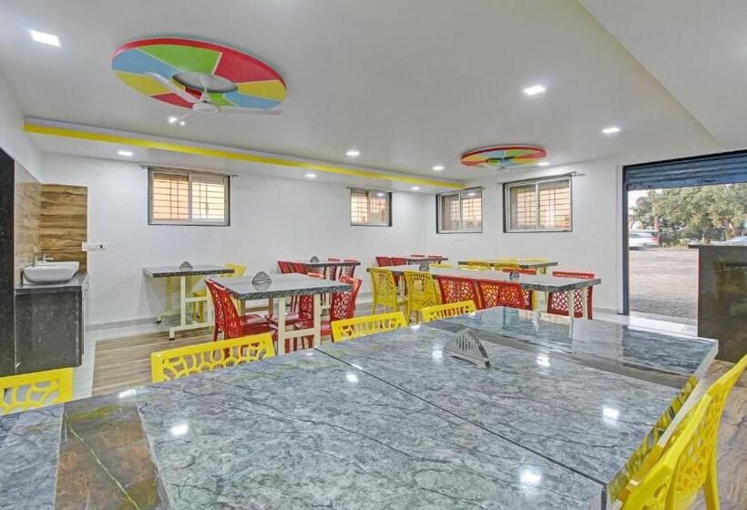 Collection O Hotel Sairaj Lodging & Boarding