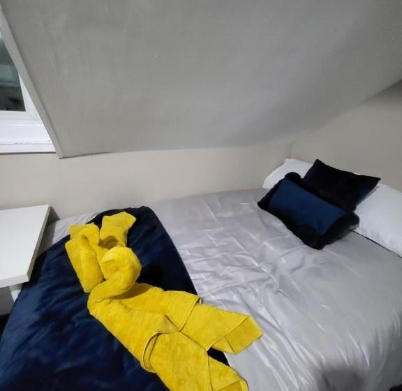 Easy Living Nottingham   Burns Street