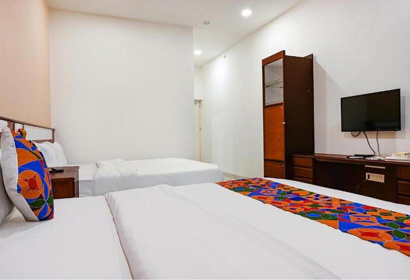 Fabhotel Shubh Shaleen Springs