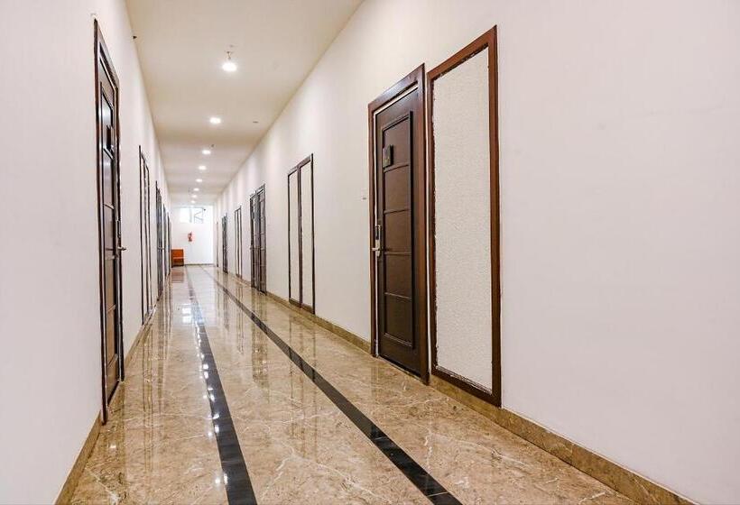 Fabhotel Shubh Shaleen Springs