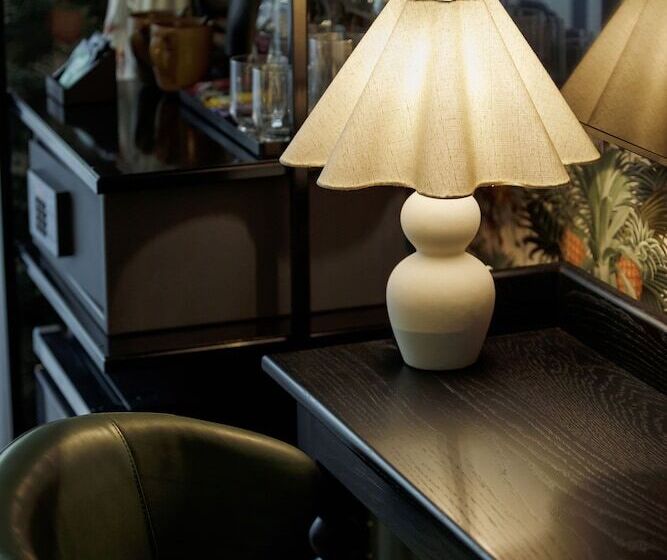 هتل 202 Elizabeth