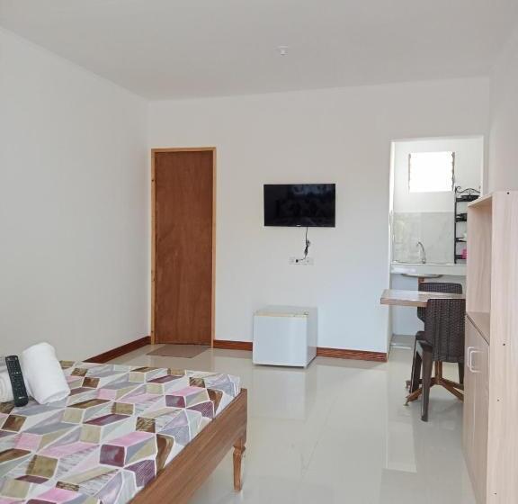 فندق __aplaridel Inn Suites__
