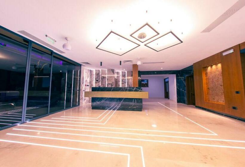 בית מלון כפרי Aura Unirii