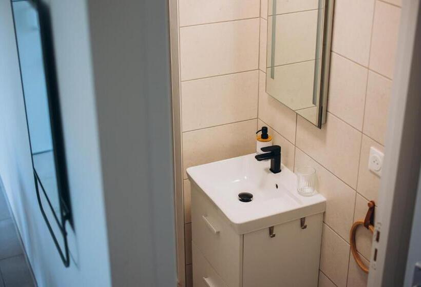 ホテル Bigouden Makers