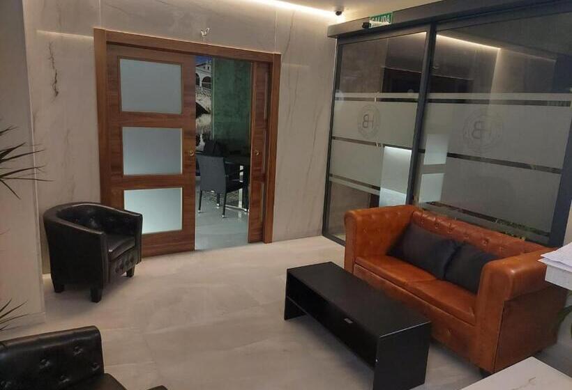 هتل Boutique Doña Manuela