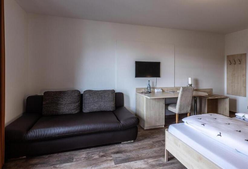 בית מלון כפרי Brauereigasthof Hofmark