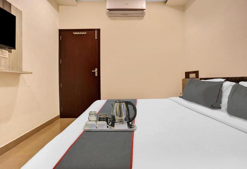 ホテル Collection O Sky