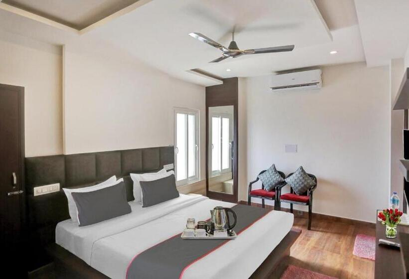 בית מלון כפרי Collection O Sky