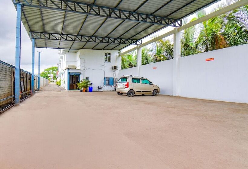 Collection O Hotel Sairaj Lodging & Boarding