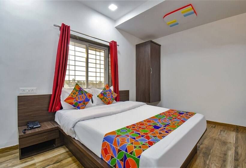 Collection O Hotel Sairaj Lodging & Boarding