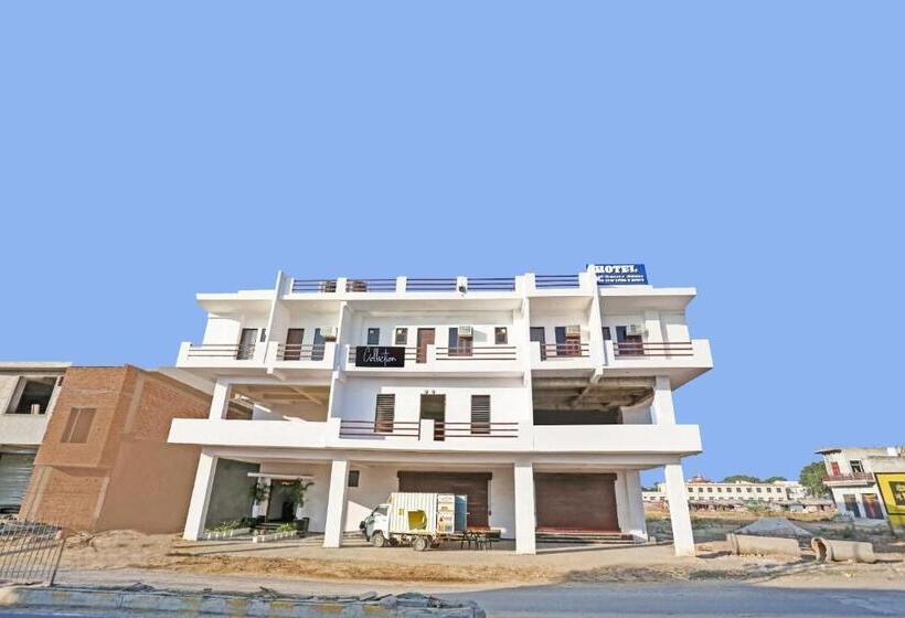 בית מלון כפרי The Royal Fern