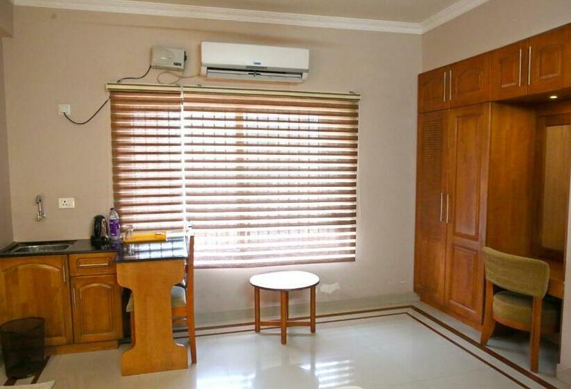فندق Devanganam Residency