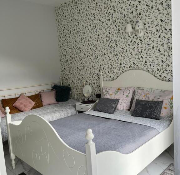 בית מלון כפרי Dobra1