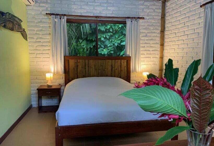 هتل El Campito Lodge