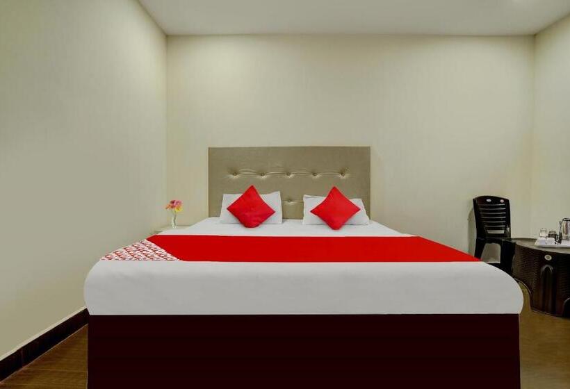 בית מלון כפרי Flagship The Chirag Resort