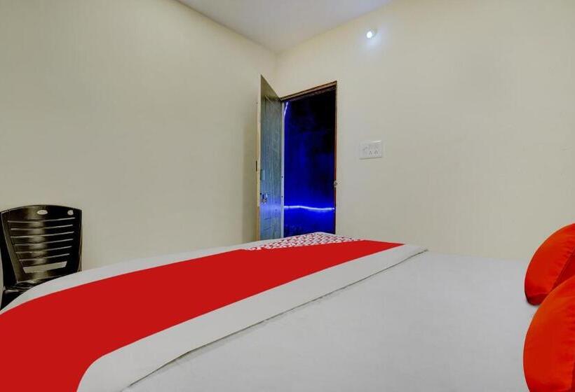 בית מלון כפרי Flagship The Chirag Resort