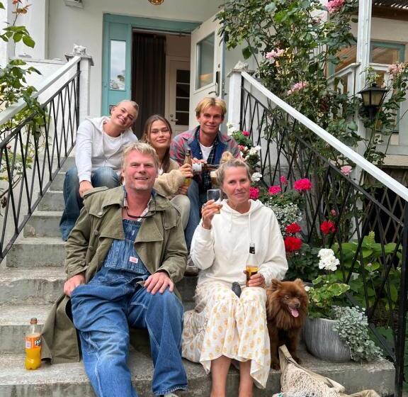 Отель Gåsen Out B&b