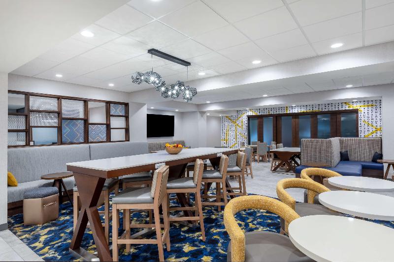 בית מלון כפרי Hampton Inn Albertville