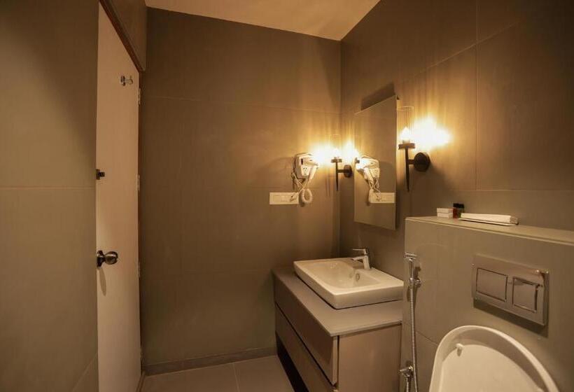 Отель Hilux Courtyard