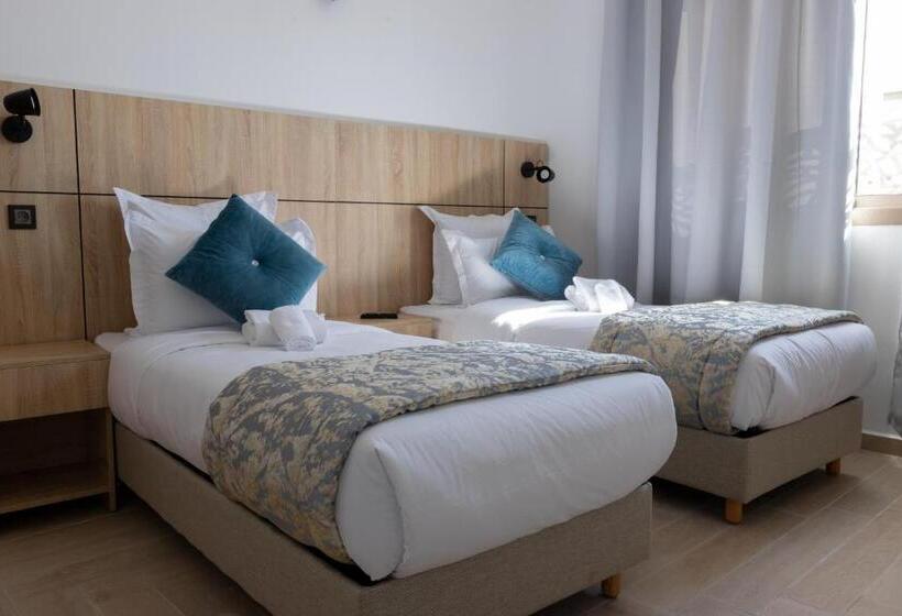 ホテル Karam City