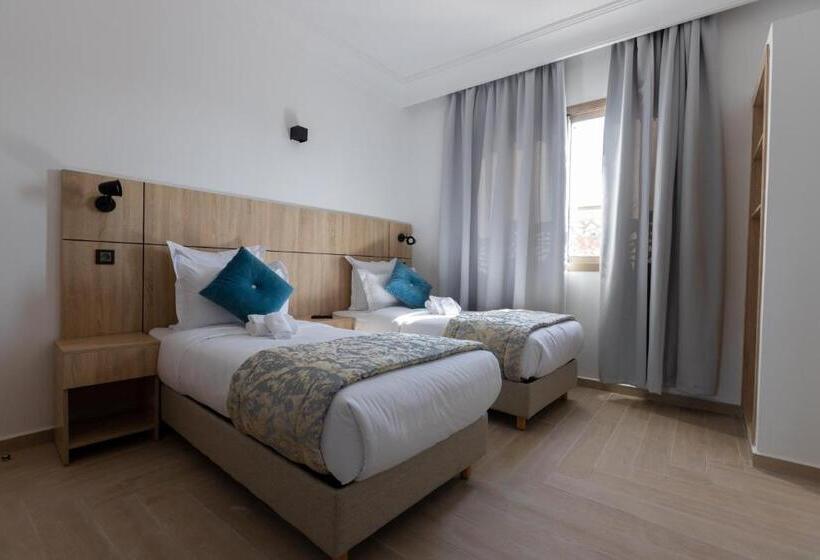 ホテル Karam City