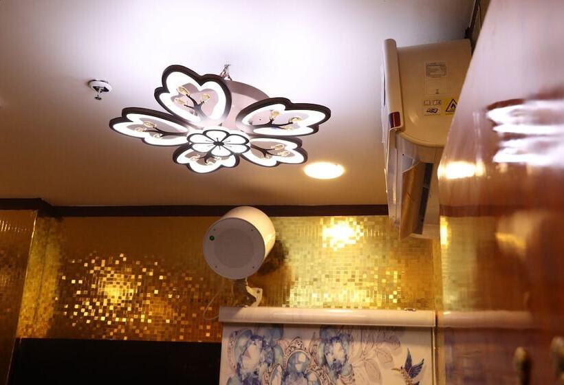 K N Gupta Group Of Hotel Castle