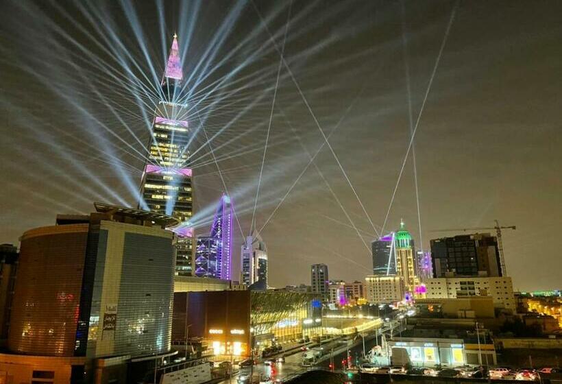 هتل Mira Business