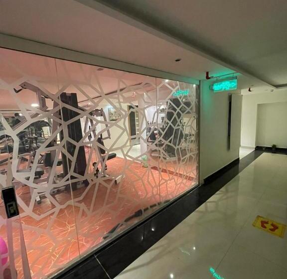 هتل Mira Business