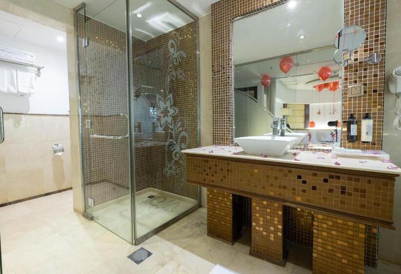 هتل Mira Business