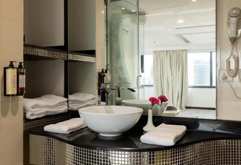 هتل Mira Business