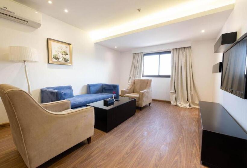 هتل Mira Business