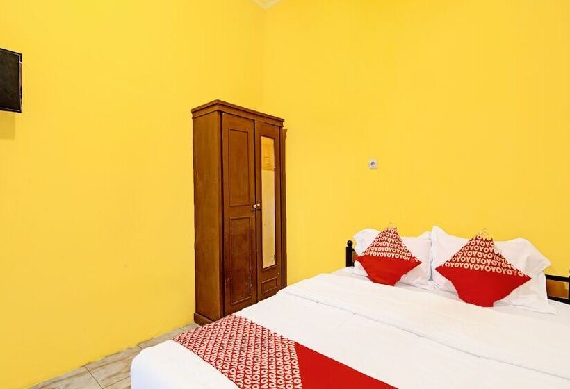 Отель Oyo 91921 Homestay Keluarga Syariah