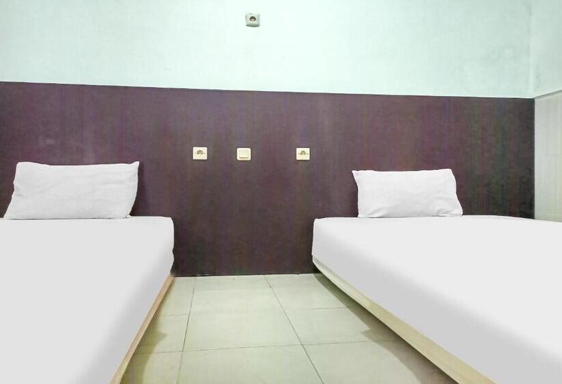 Отель Oyo 91936  Lima Dara